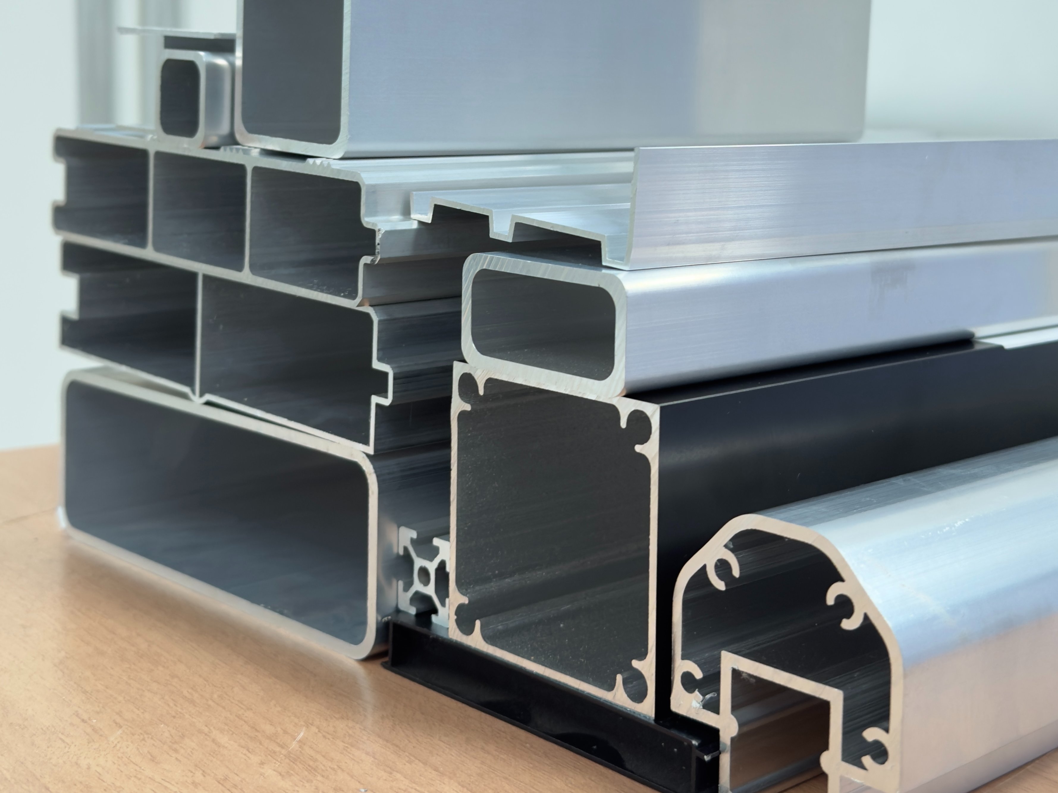 Custom Aluminum Profiles in 6000 Series Alloys